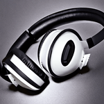 Blogello---Sawanda-Wireless-On-Ear-Headphones