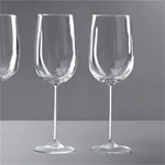 Dwellinger---Thaniel-Wine-Glass